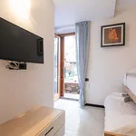 Rent 2 bedroom apartment in Florence