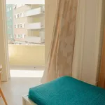 Rent a room in lisbon