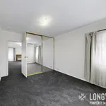 Rent 3 bedroom apartment in Chadstone