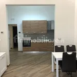 Affitto 2 camera appartamento di 100 m² in Brindisi