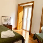 Rent 2 bedroom apartment in Lisbon