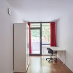 Rent a room of 62 m² in dusseldorf