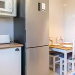 Rent 4 bedroom apartment in Madrid