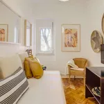 Rent a room in lisbon