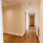 Rent 3 bedroom apartment in Yorkshire And The Humber