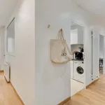 Rent 3 bedroom apartment of 85 m² in Paris