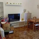 Rent 4 bedroom apartment of 100 m² in Rome