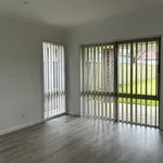 Rent 4 bedroom house in Parkes