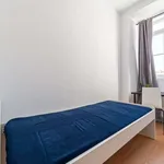 Rent a room in lisbon