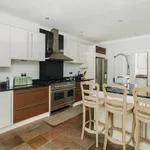 Rent 5 bedroom house in West Midlands