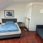 Miete 3 Schlafzimmer wohnung von 90 m² in Düsseldorf