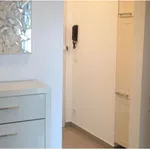 Rent 1 bedroom apartment of 45 m² in Dusseldorf