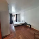 Rent a room in lisbon