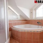 Rent 4 bedroom house of 235 m² in Moravany