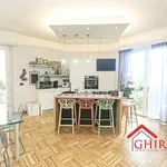 Rent 3 bedroom apartment of 111 m² in Genoa