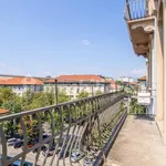 Rent 5 bedroom apartment of 125 m² in Turin