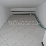 Rent 2 bedroom apartment of 50 m² in Adria