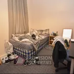 Rent 9 bedroom house in Leeds