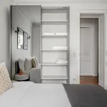 Appartement de 397 m² avec 1 chambre(s) en location à Paris