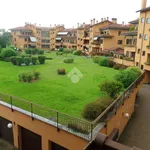 Appartamento in affitto a Peschiera Borromeo via Salvatore Quasimodo, 2, arredato, giardino condominiale, cantina - TrovaCasa