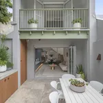 Rent 2 bedroom house of 77 m² in surry hills