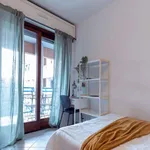 Rent a room in turin