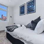 Rent 2 bedroom apartment in london