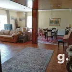 Rent 4 bedroom apartment of 200 m² in Γλυφάδα