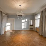 Rent 5 bedroom apartment in Prague