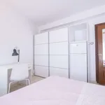 Rent a room of 80 m² in madrid