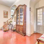 Rent 6 bedroom apartment of 190 m² in Firenze