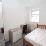 Rent 4 bedroom flat in Wales