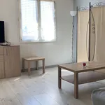 Appartement de 30 m² avec 1 chambre(s) en location à Jonzac