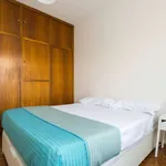 Rent a room of 160 m² in madrid