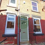 Rent 1 bedroom house in Leeds