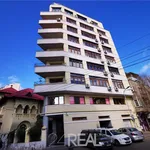 Rent 4 bedroom apartment of 210 m² in Bucharest