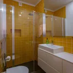 Rent 2 bedroom apartment of 55 m² in lisbon