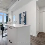 Appartement de 592 m² avec 5 chambre(s) en location à Toronto