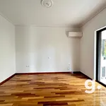 Rent 3 bedroom apartment of 175 m² in Γλυφάδα