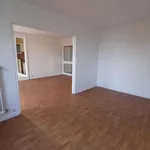 Appartement de 81 m² avec 4 chambre(s) en location à Poitiers