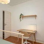 Rent a room in lisbon