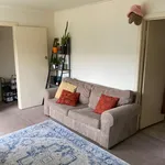 Rent 2 bedroom apartment in Melbourne