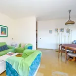 Rent 3 bedroom apartment of 125 m² in Gardone Riviera