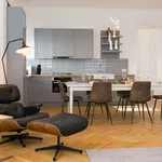 Rent 4 bedroom apartment of 100 m² in Vienna