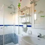 Rent 3 bedroom apartment in Seville