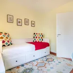 Rent 3 bedroom apartment in Lisbon