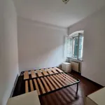 Rent 4 bedroom apartment of 80 m² in Genoa