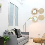 Alquilo 5 dormitorio apartamento de 66 m² en Madrid