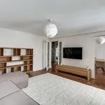 Appartement de 115 m² avec 5 chambre(s) en location à Paris 