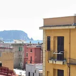 Affitto 4 camera appartamento di 130 m² in Pozzuoli